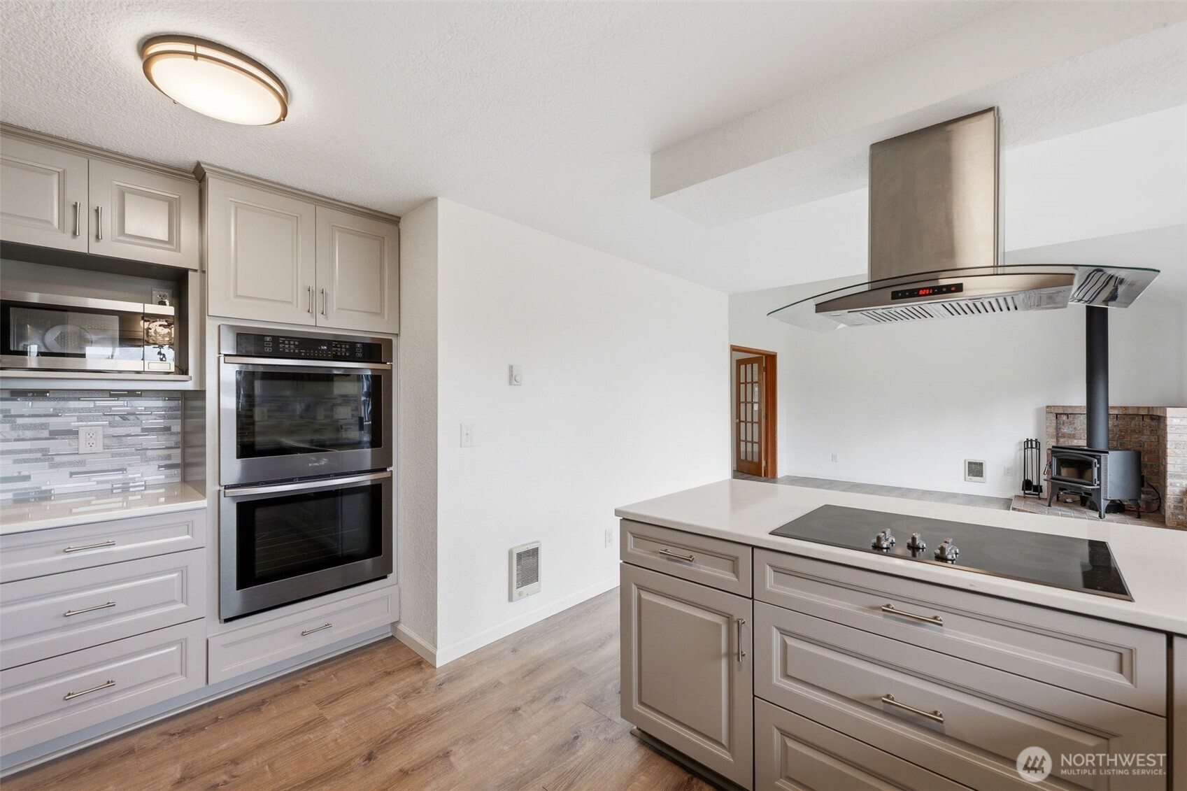 18158 E State Route 3 , Allyn, WA 98524