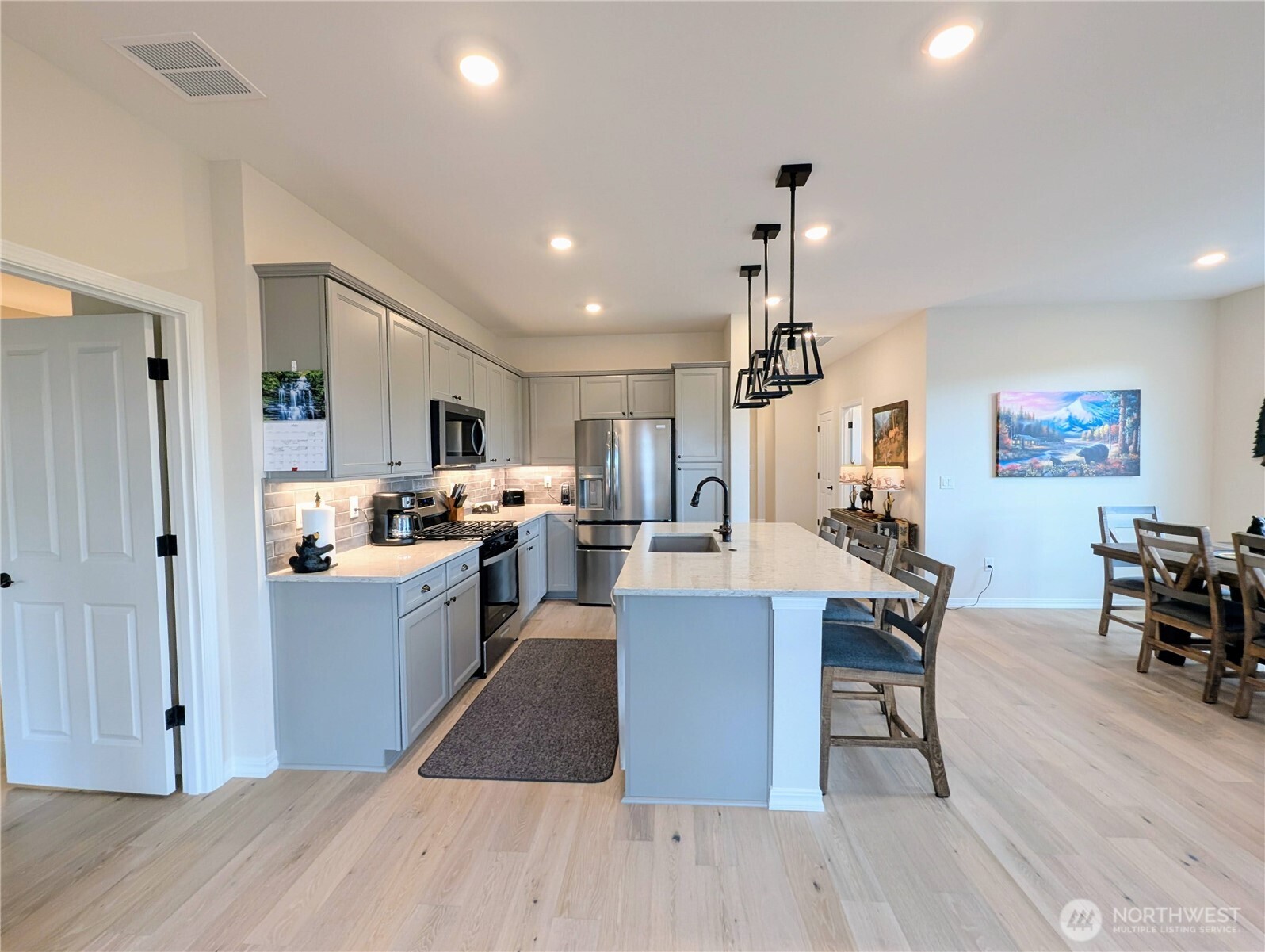14830 207th Avenue E, Bonney Lake, WA 98391