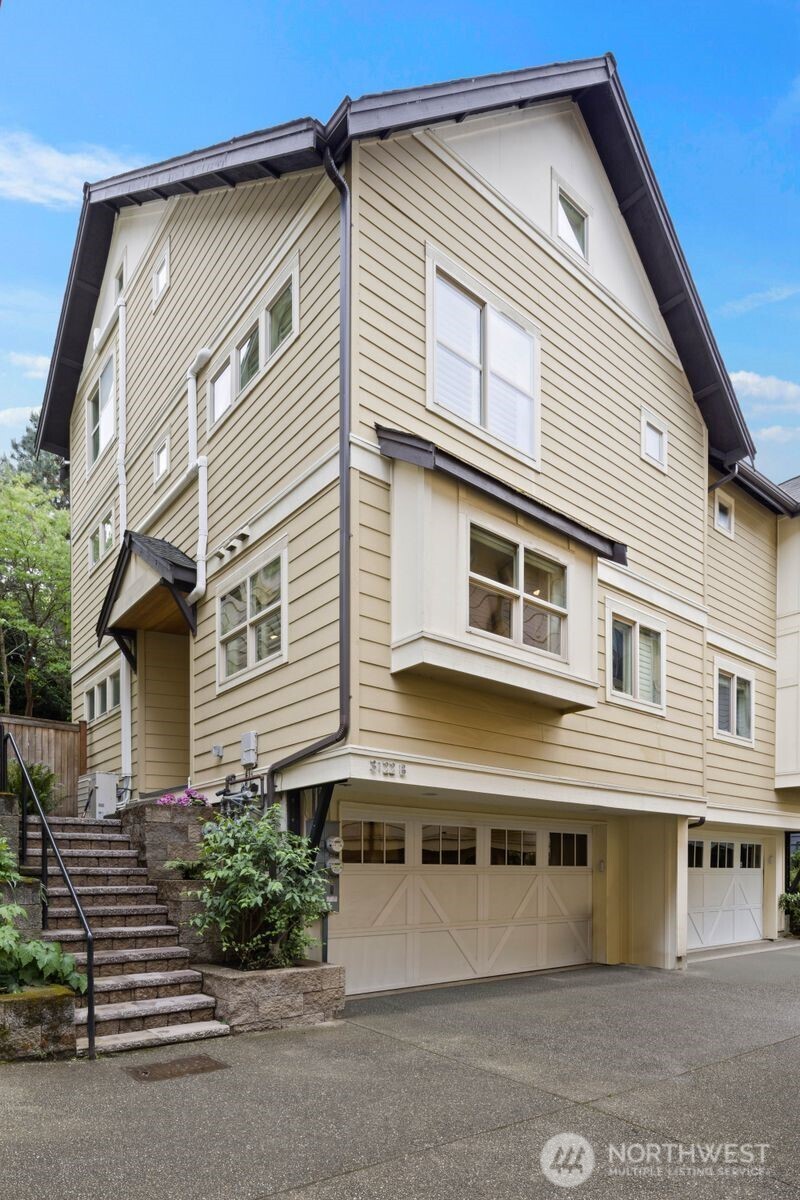 3122 Franklin Avenue E #B, Seattle, WA 98102