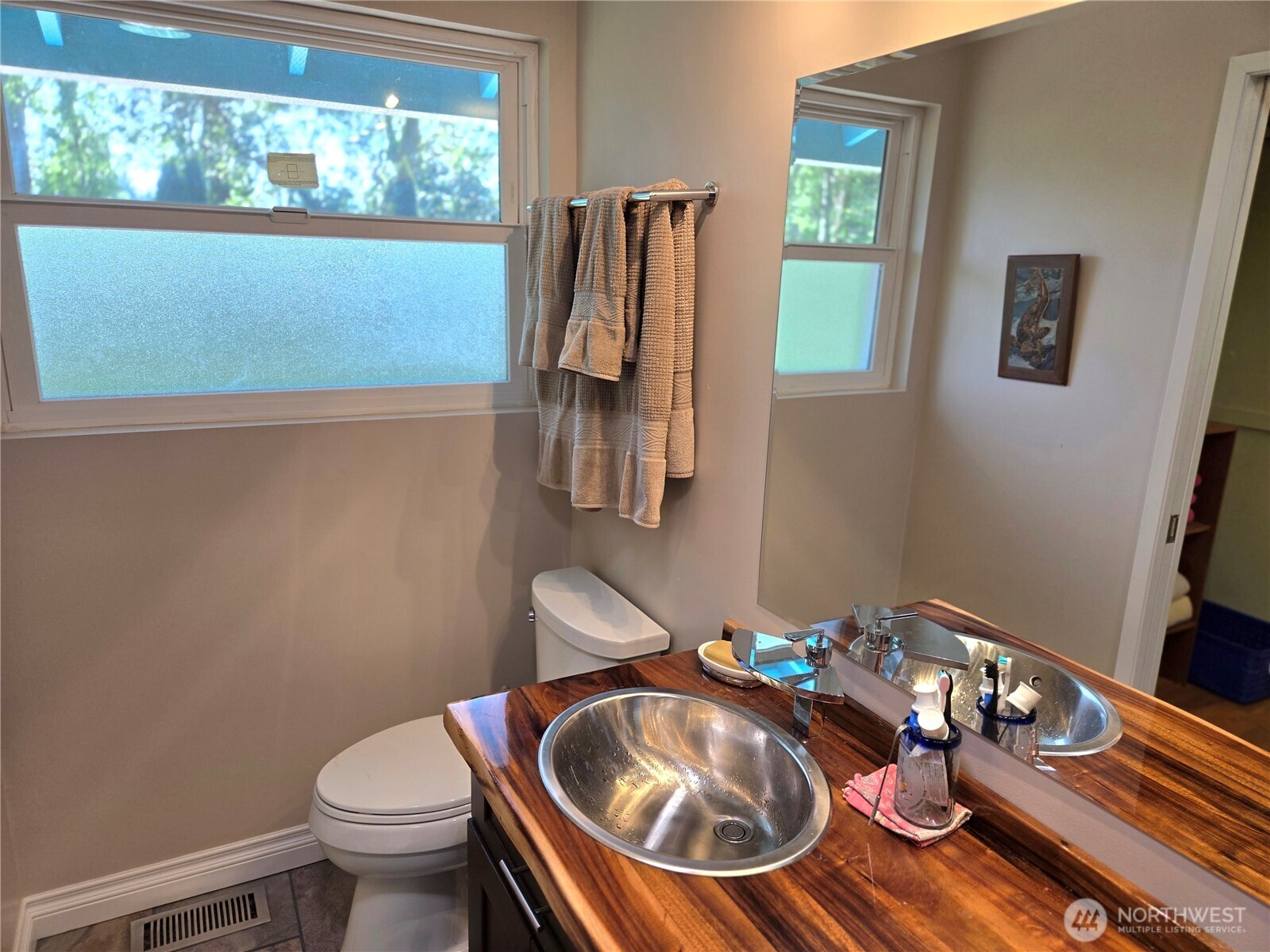 313 NE 191 Street , Shoreline, WA 98155