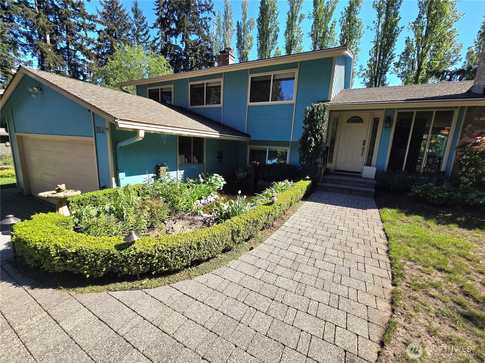 313 NE 191 Street , Shoreline, WA 98155