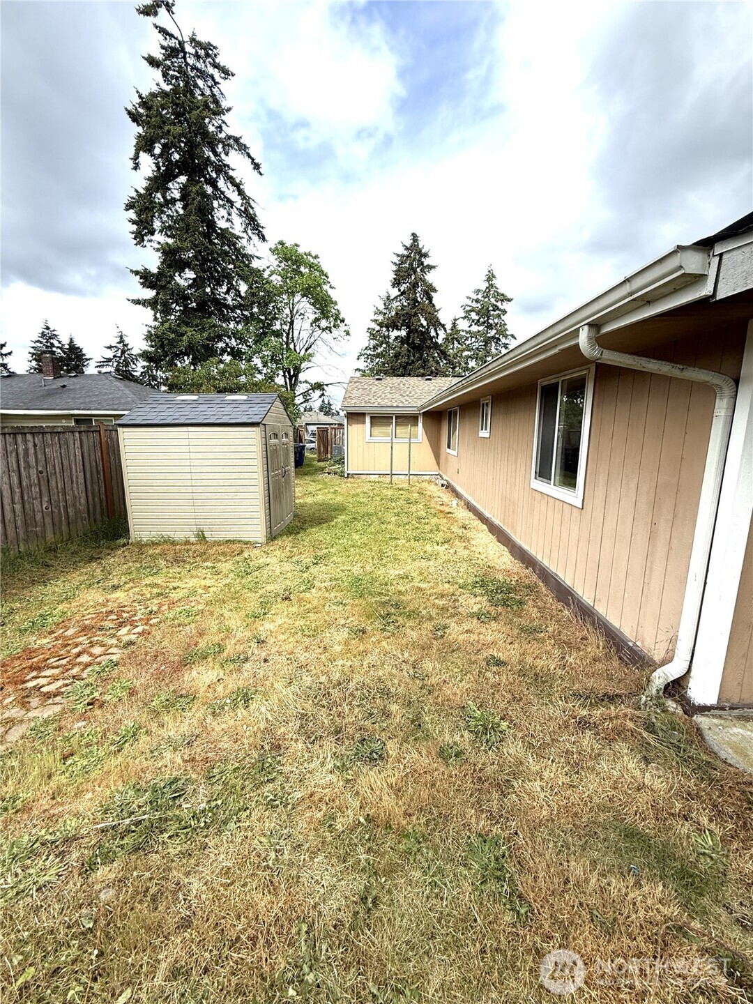 10517 Addison Street SW, Lakewood, WA 98499-3738