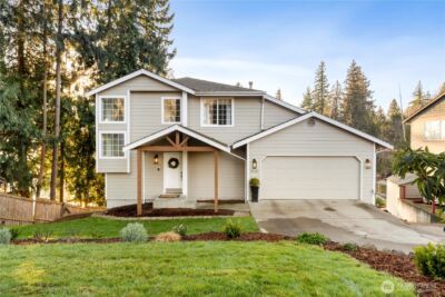 4120 218th Avenue East , Lake Tapps, WA 98391