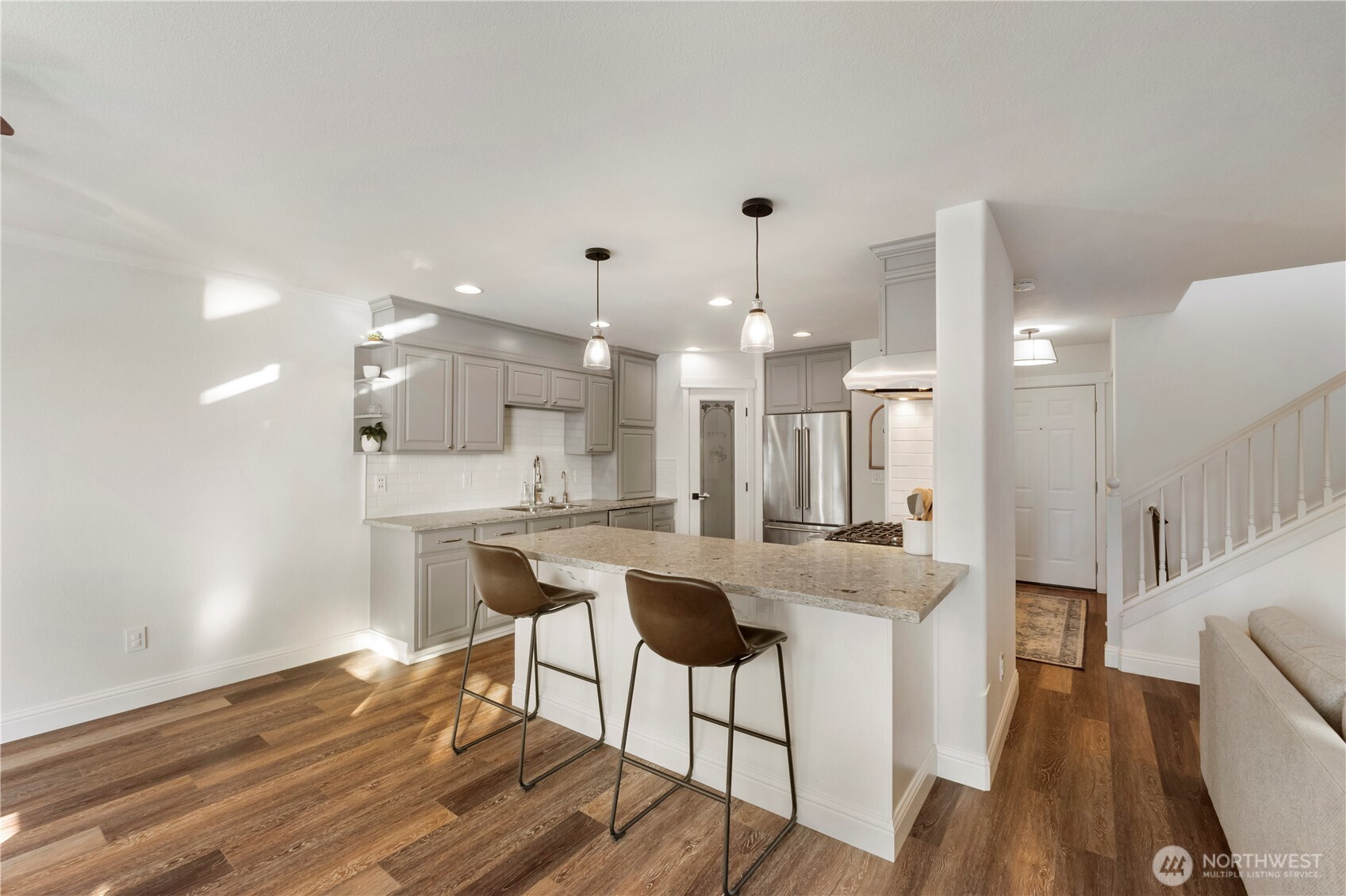 4120 218th Avenue East , Lake Tapps, WA 98391