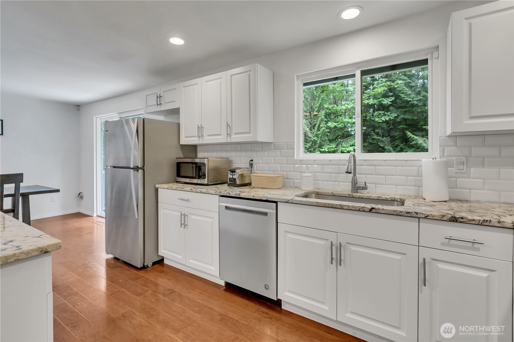 17536 201st Avenue NE, Woodinville, WA 98077