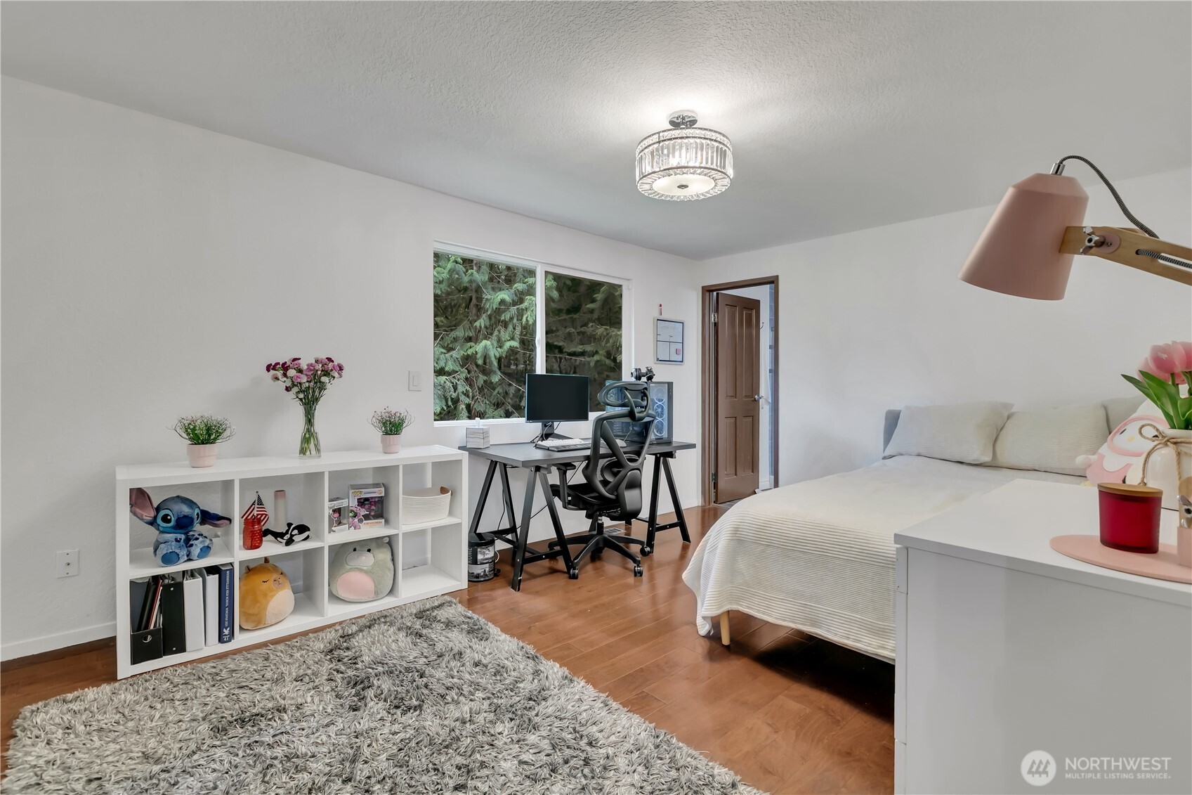 17536 201st Avenue NE, Woodinville, WA 98077