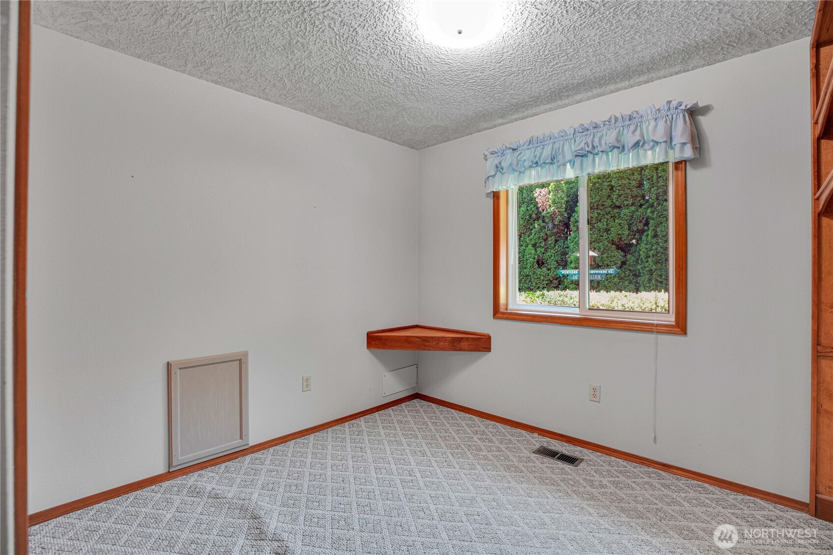 3802 NE 157th Avenue , Vancouver, WA 98682