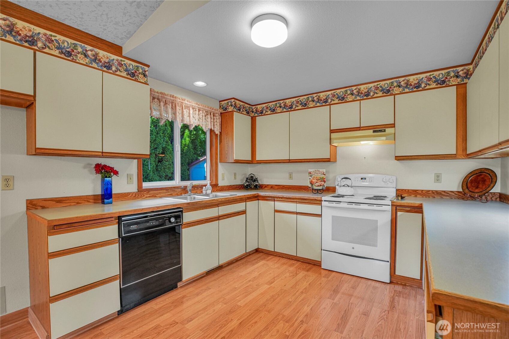 3802 NE 157th Avenue , Vancouver, WA 98682
