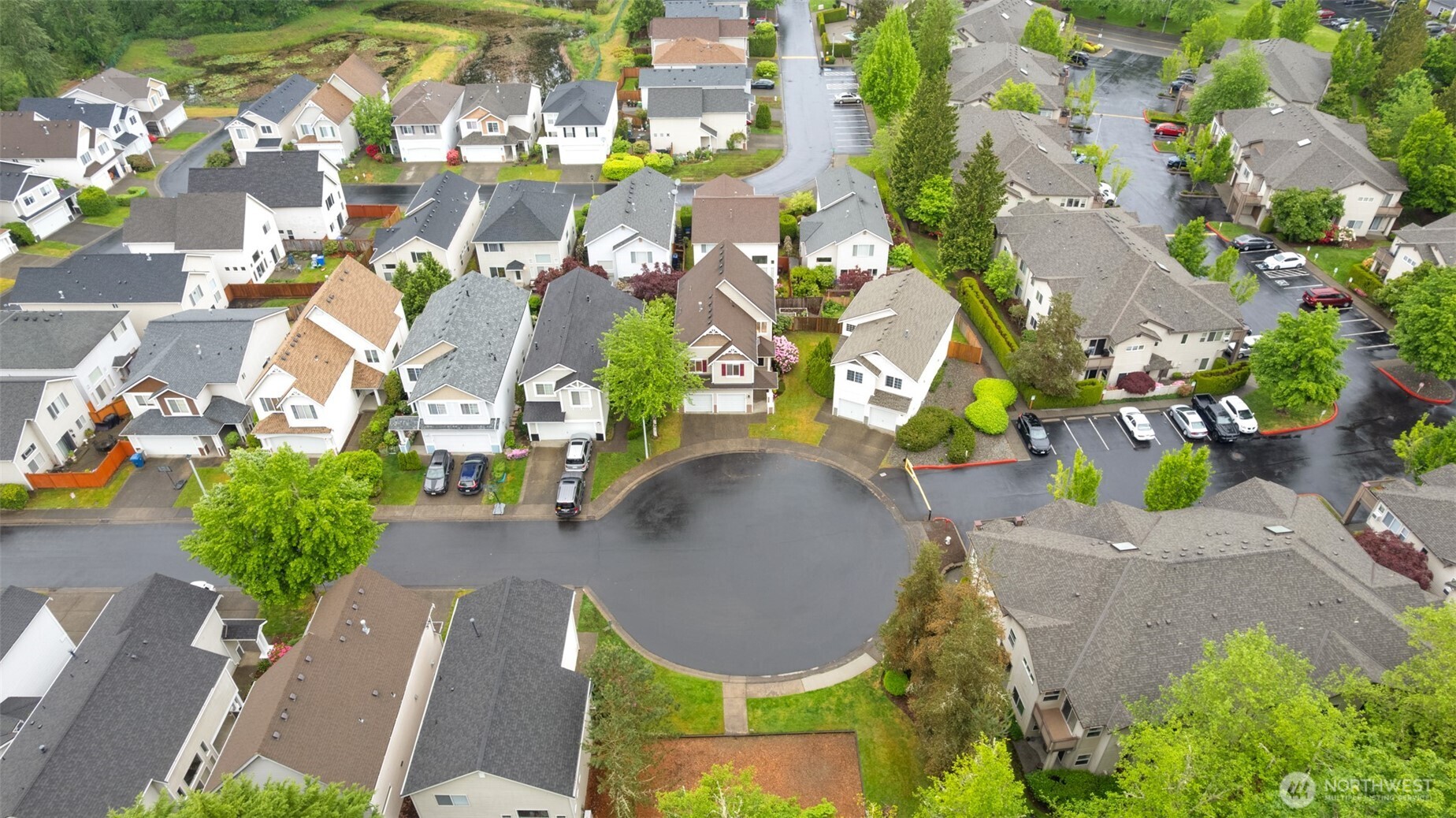 13332 SE 177th Court , Renton, WA 98058-7888