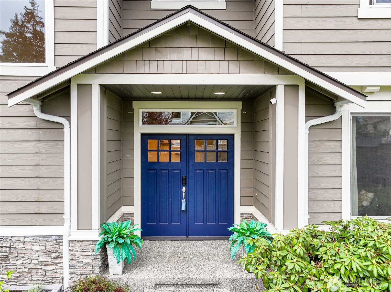 21002 61st Avenue W, Lynnwood, WA 98036