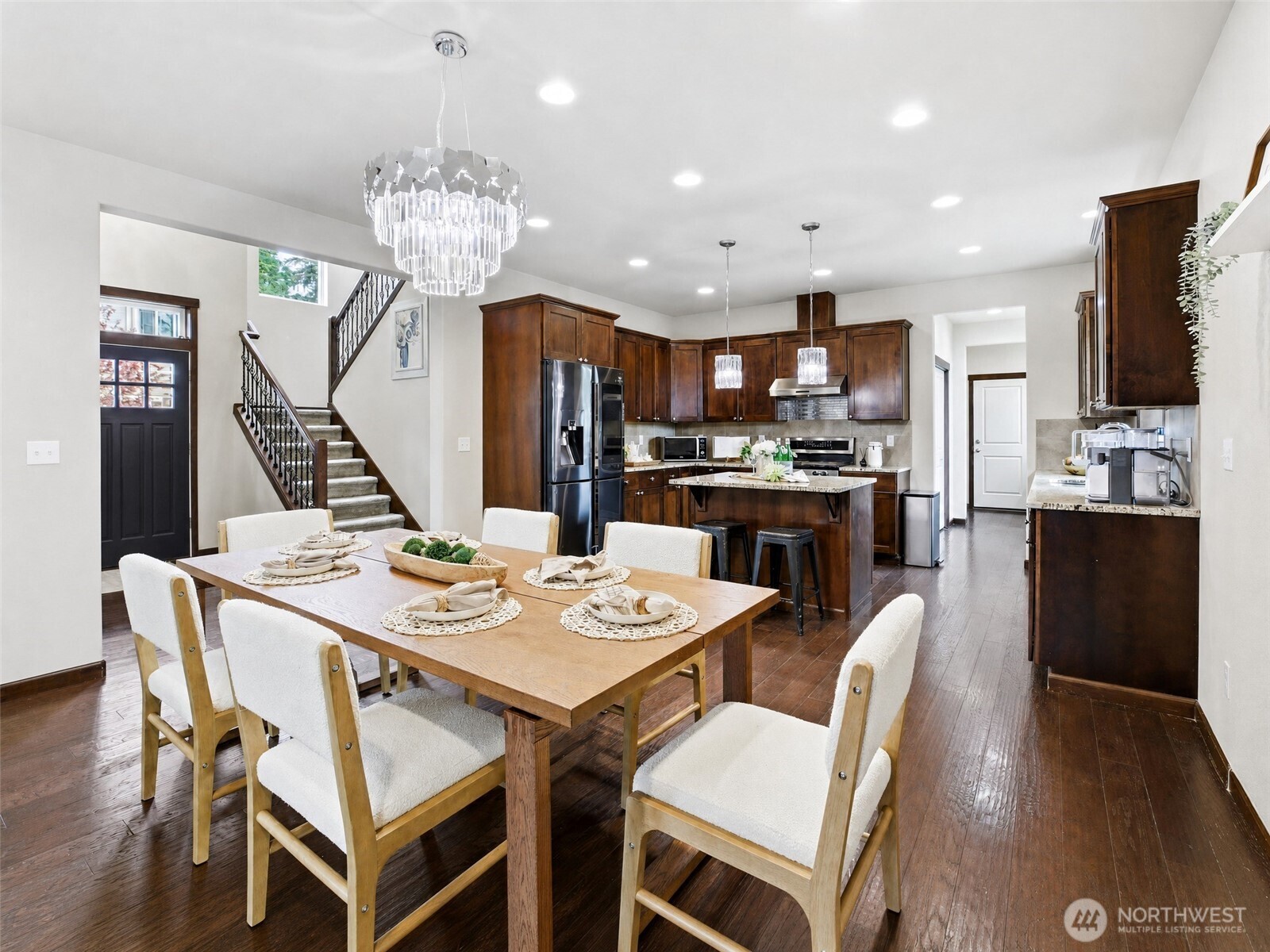 21002 61st Avenue W, Lynnwood, WA 98036