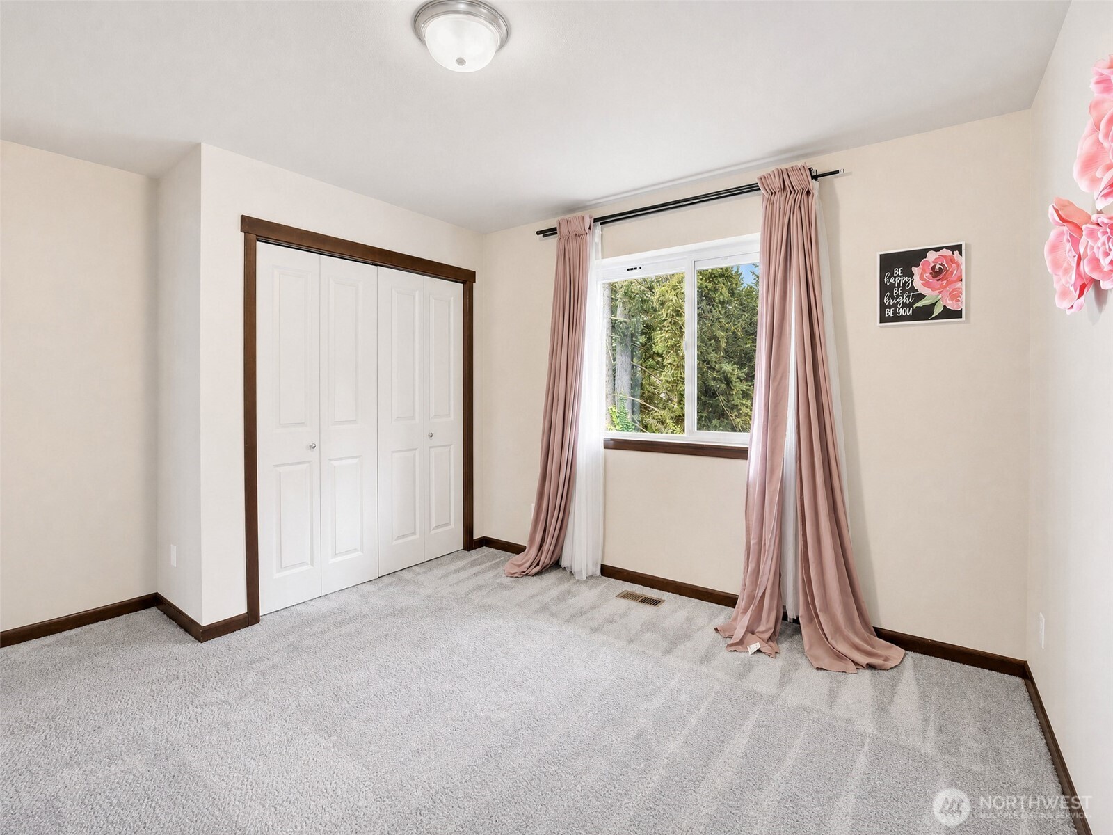 21002 61st Avenue W, Lynnwood, WA 98036