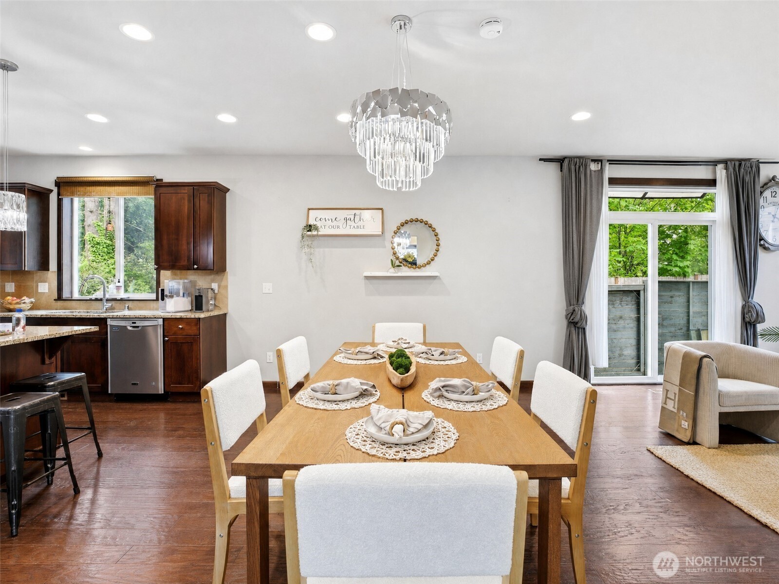 21002 61st Avenue W, Lynnwood, WA 98036