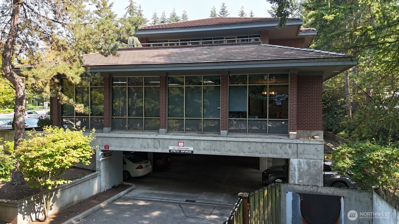 15419 NE 20th Street , Bellevue, WA 98007