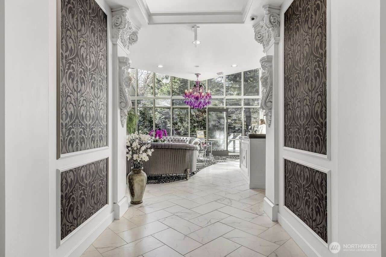 15419 NE 20th Street , Bellevue, WA 98007