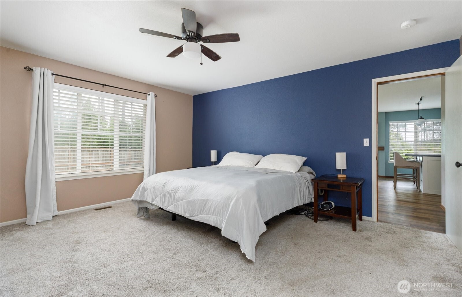 1958 SW Rock Rose Drive , Oak Harbor, WA 98277