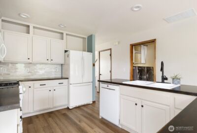 1958 SW Rock Rose Drive , Oak Harbor, WA 98277 - Photo 9