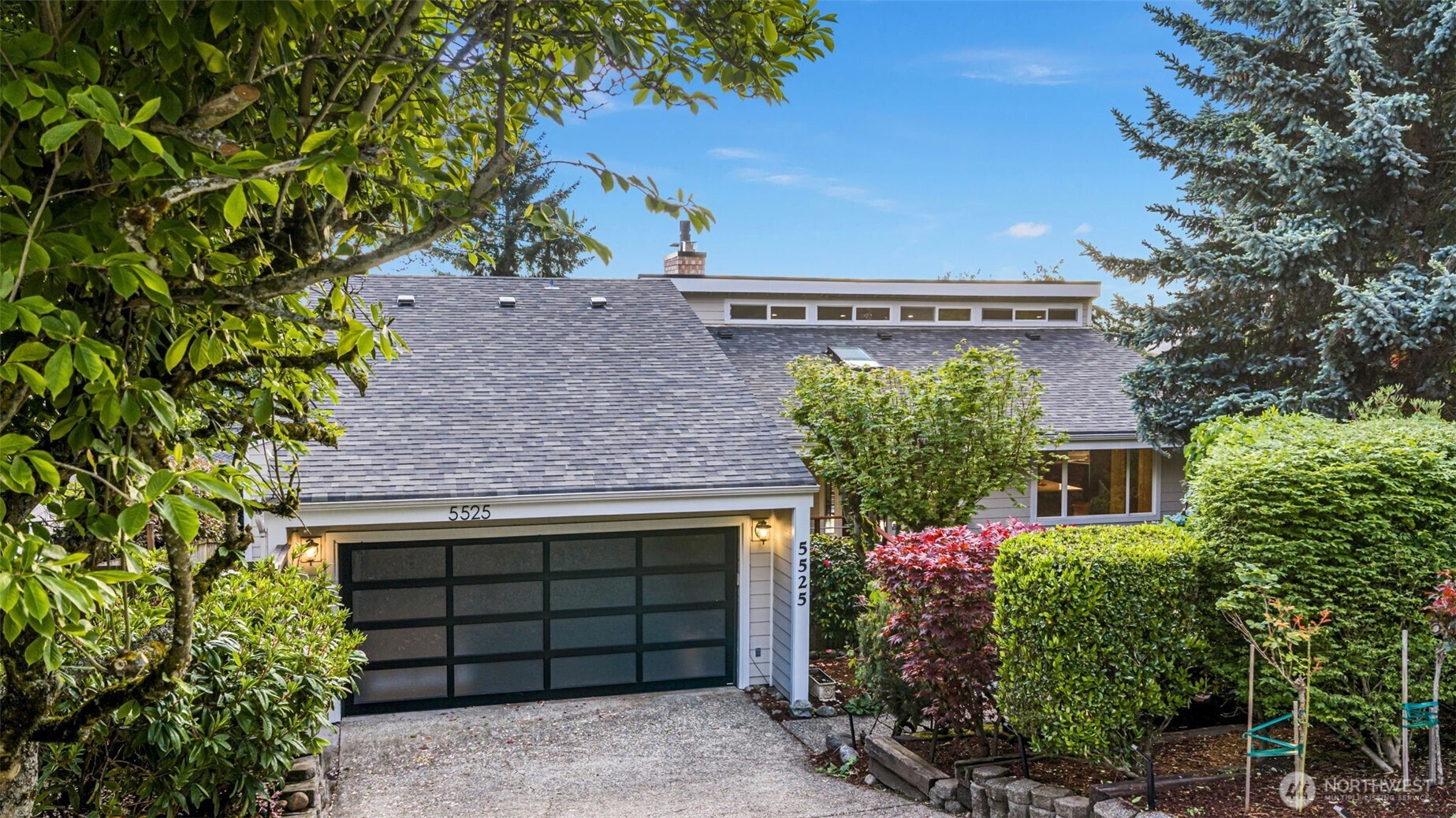 5525 Highland Drive , Bellevue, WA 98006