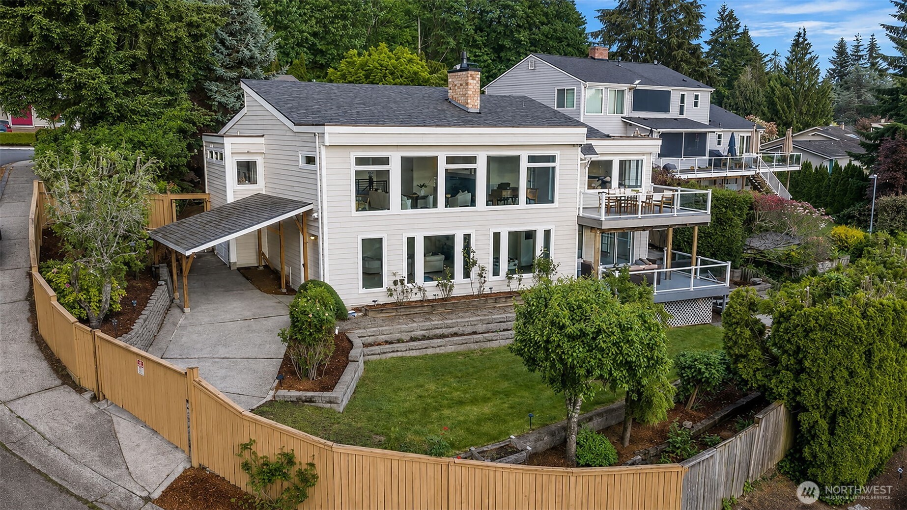 5525 Highland Drive , Bellevue, WA 98006