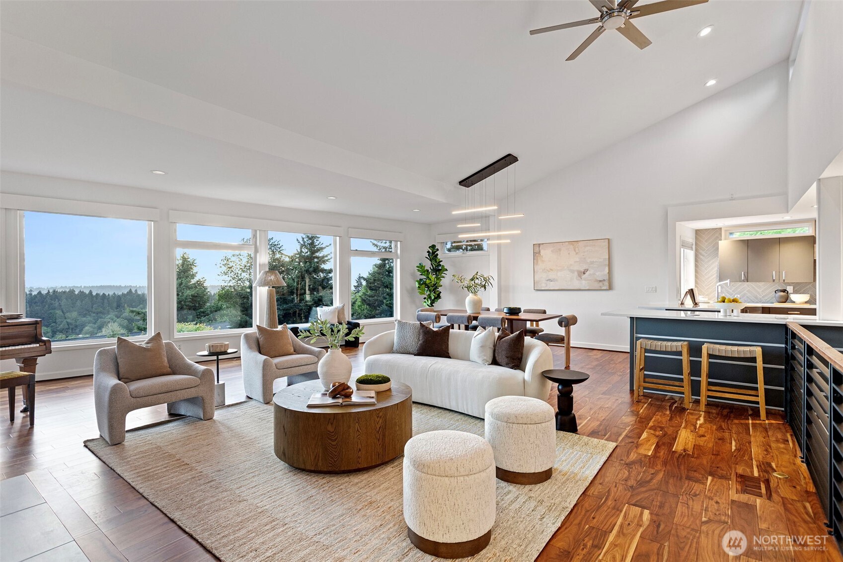5525 Highland Drive , Bellevue, WA 98006