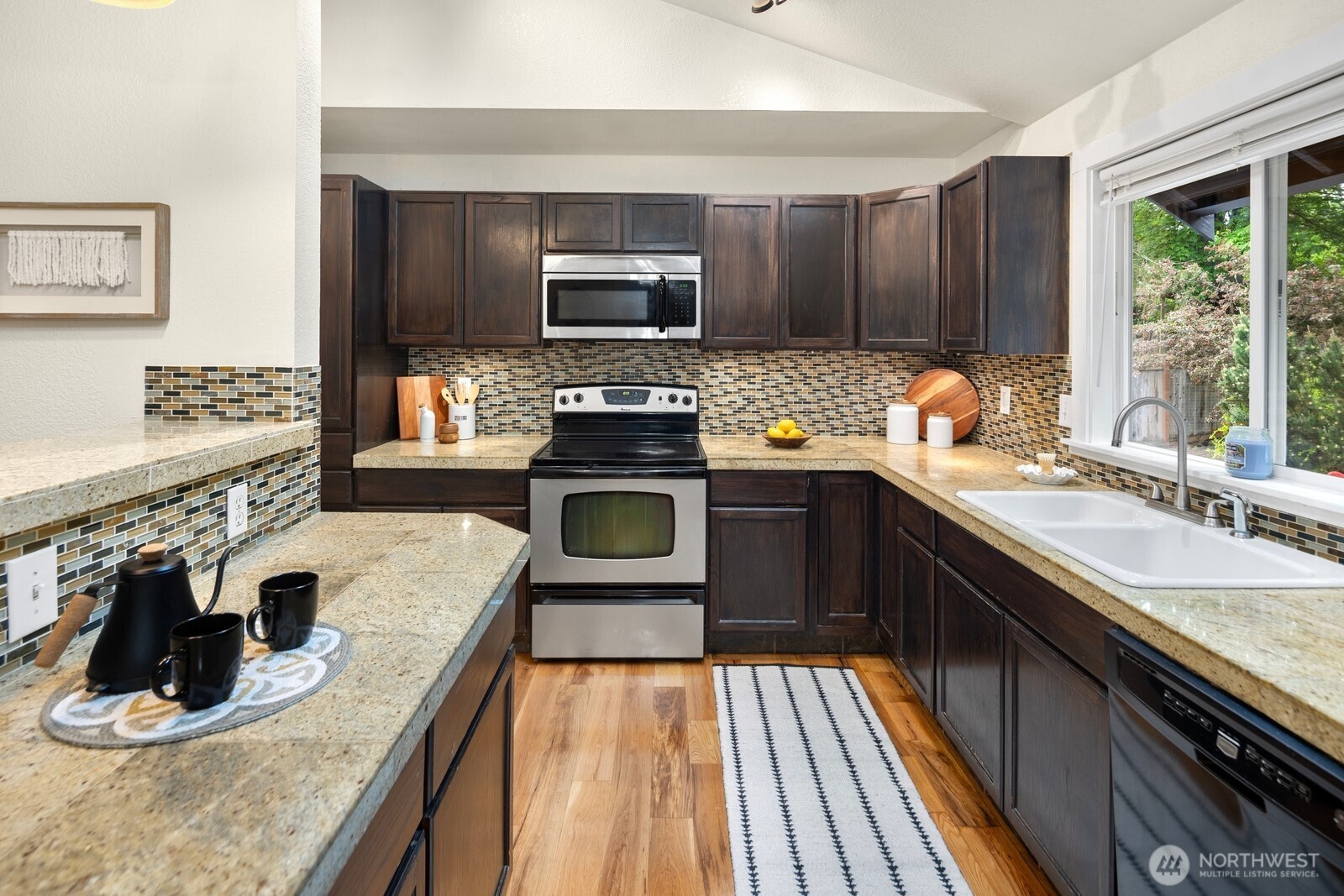 1817 91st Drive SE, Lake Stevens, WA 98258