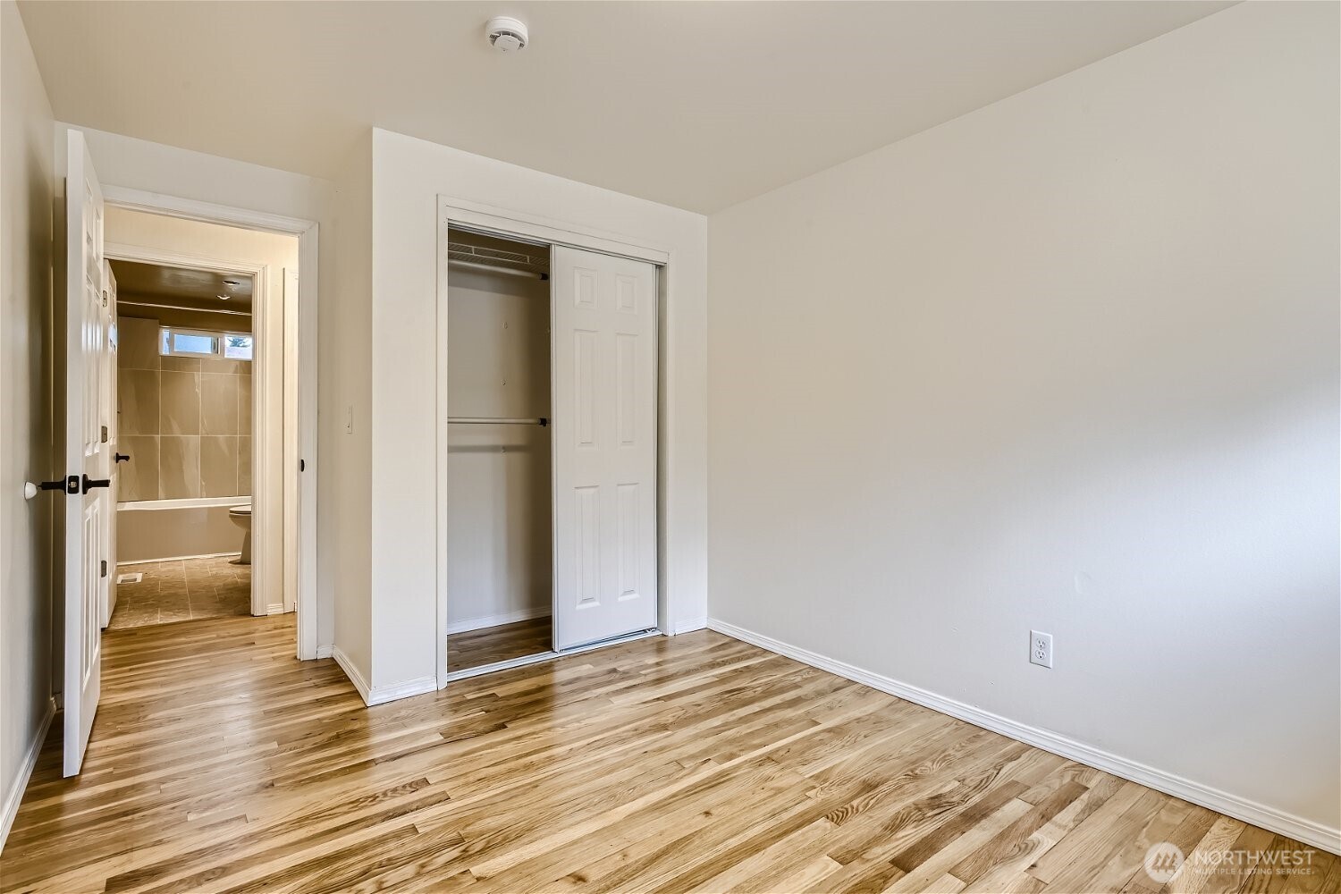 14379 104th Avenue NE, Kirkland, WA 98034