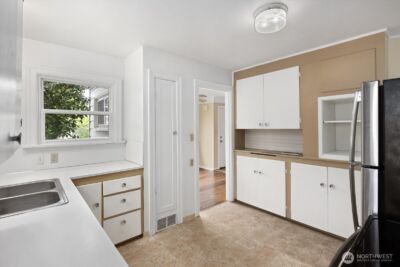 307 I Street SE, Auburn, WA 98002 - Photo 12