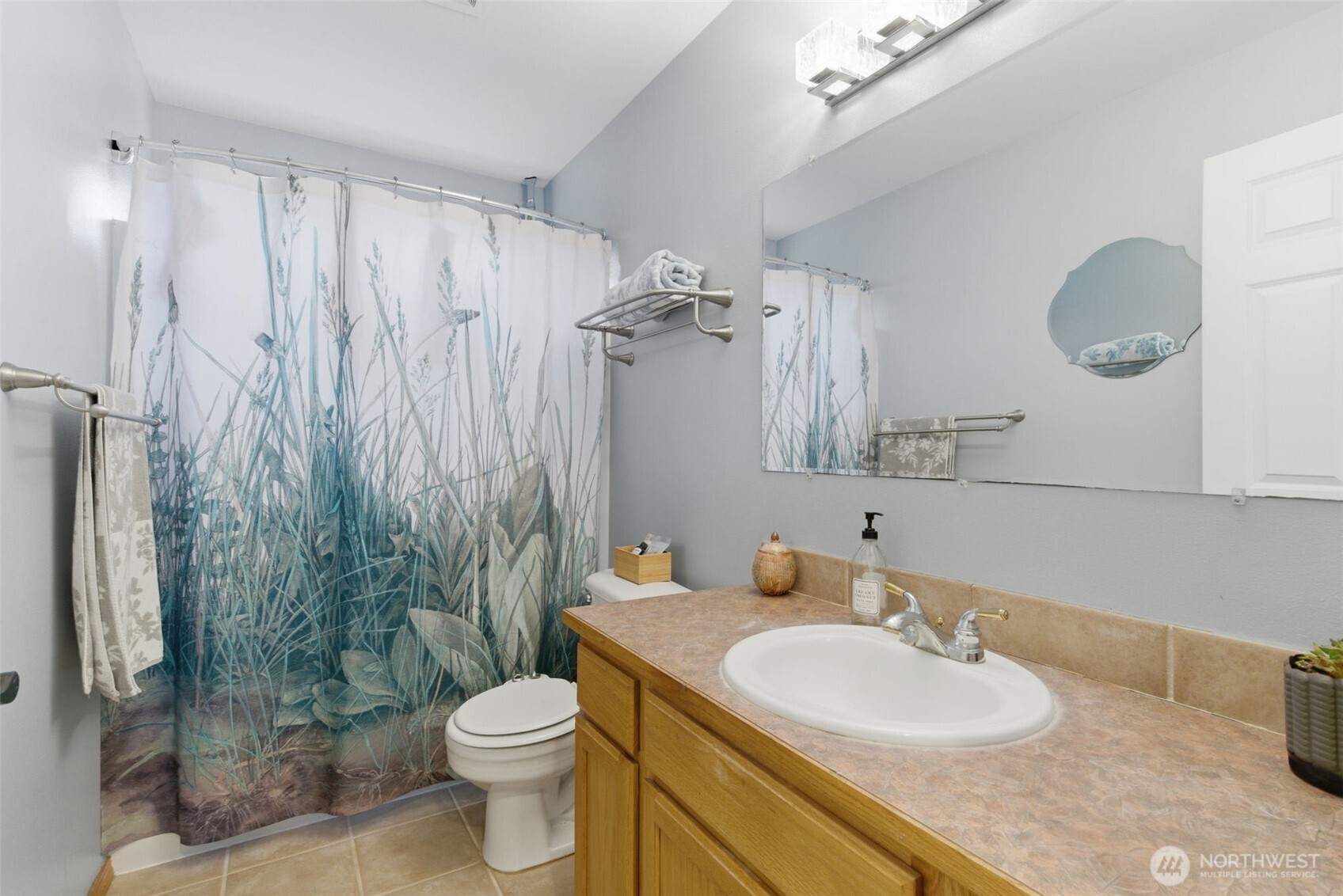 11956 NE Jefferson Point Road , Kingston, WA 98346