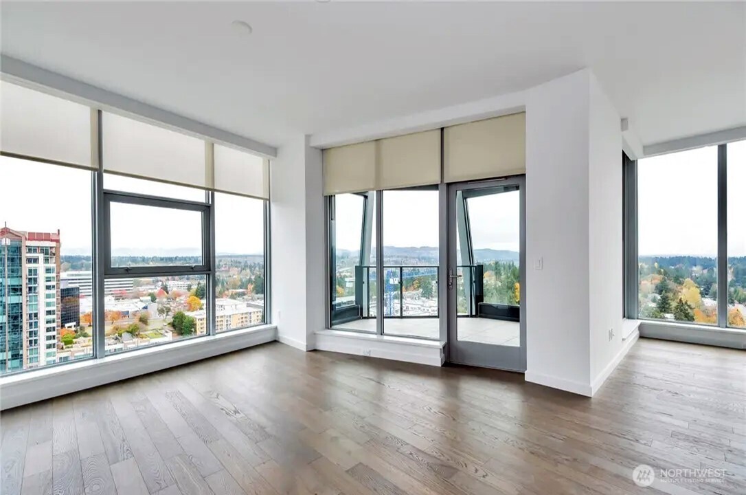 188 Bellevue Way NE #1905, Bellevue, WA 98004