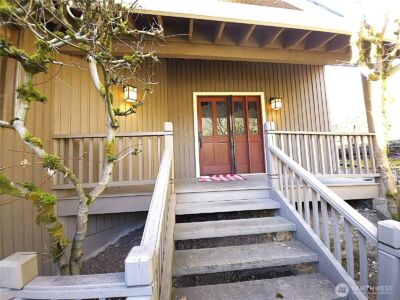 5011 134th Place SE, Bellevue, WA 98006 - Photo 2