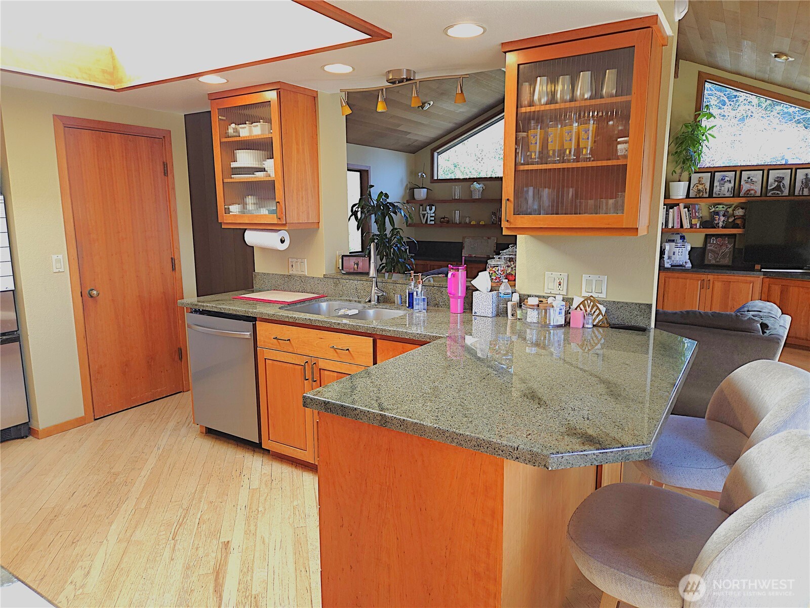 5011 134th Place SE, Bellevue, WA 98006