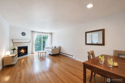 12511 SE 41st Place #A301, Bellevue, WA 98006 - Photo 2
