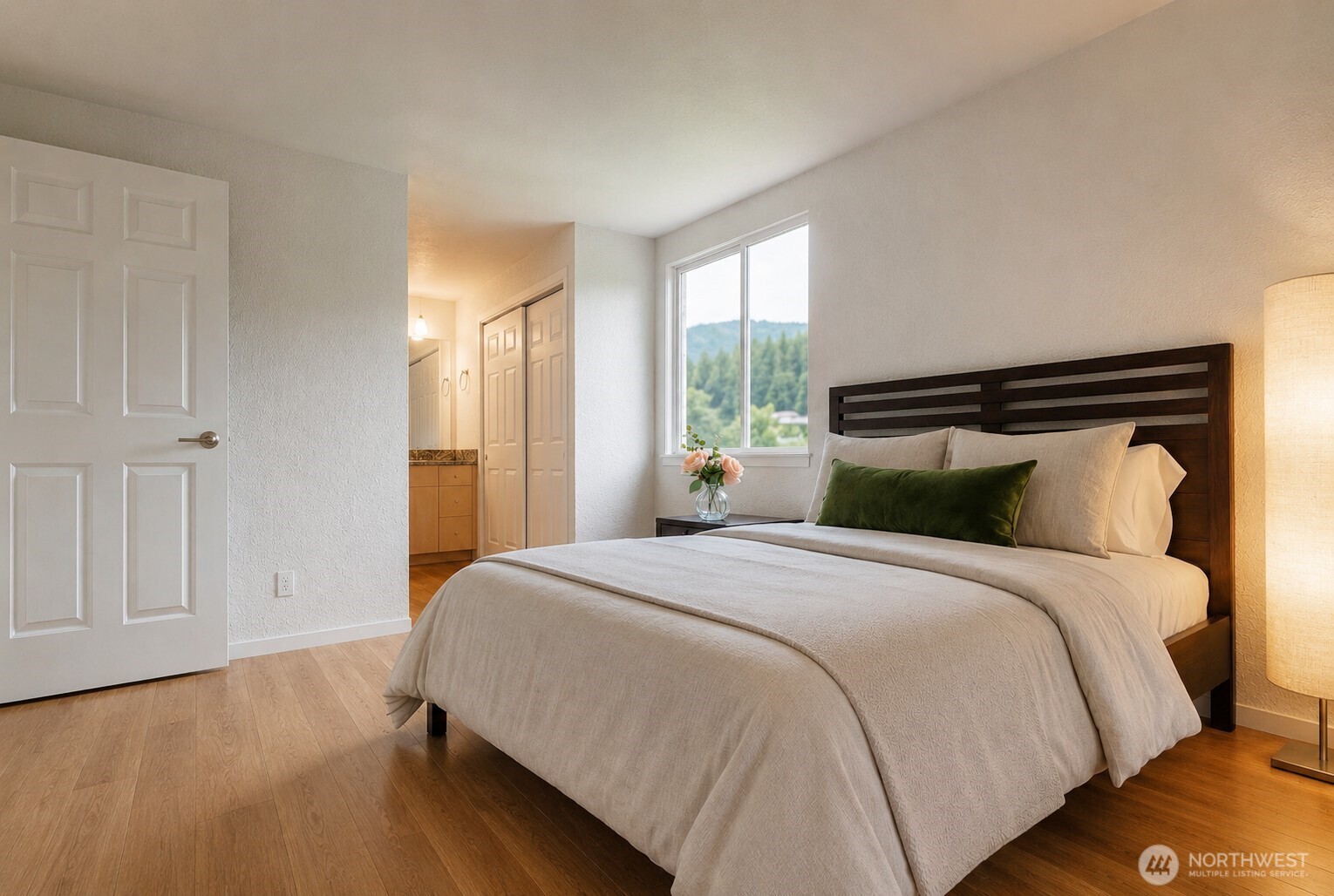 12511 SE 41st Place #A301, Bellevue, WA 98006