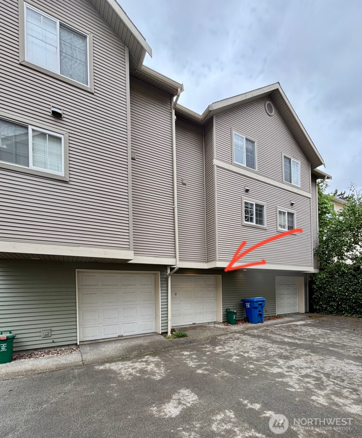12717 Greenwood Avenue N #B, Seattle, WA 98133
