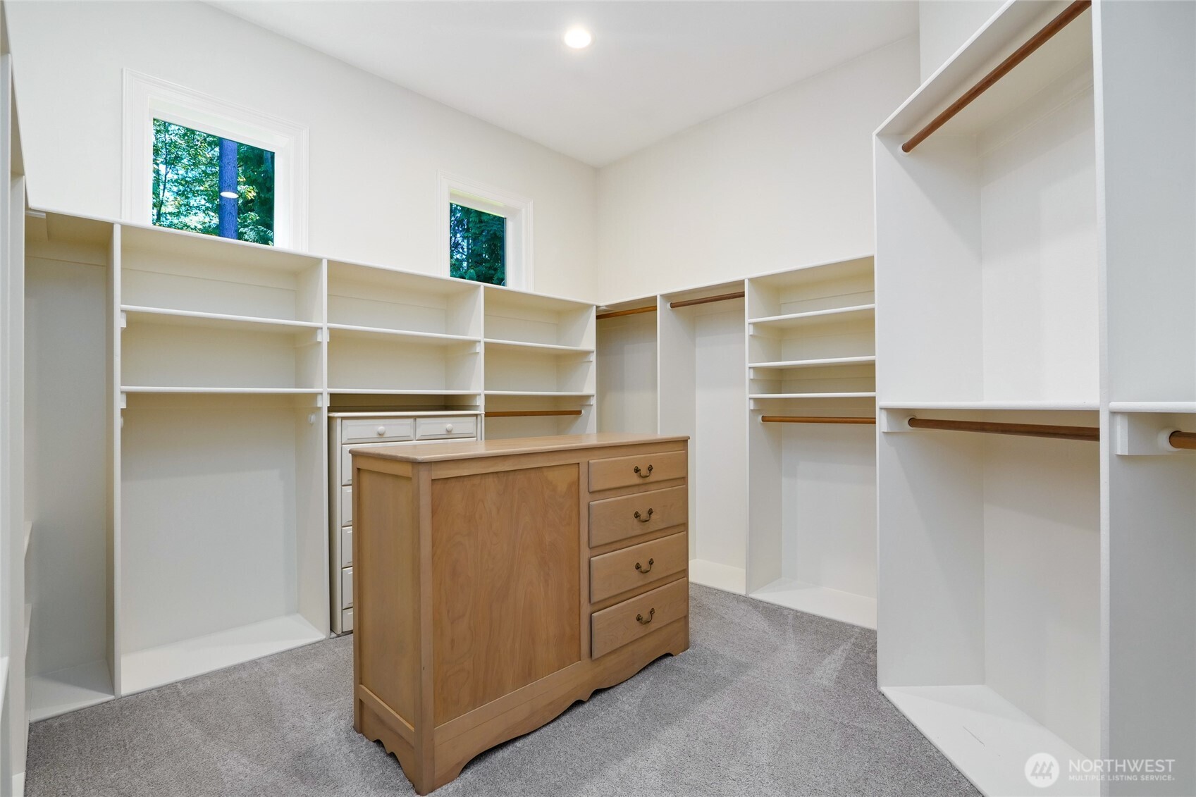 19930 170th Avenue NE, Woodinville, WA 98072