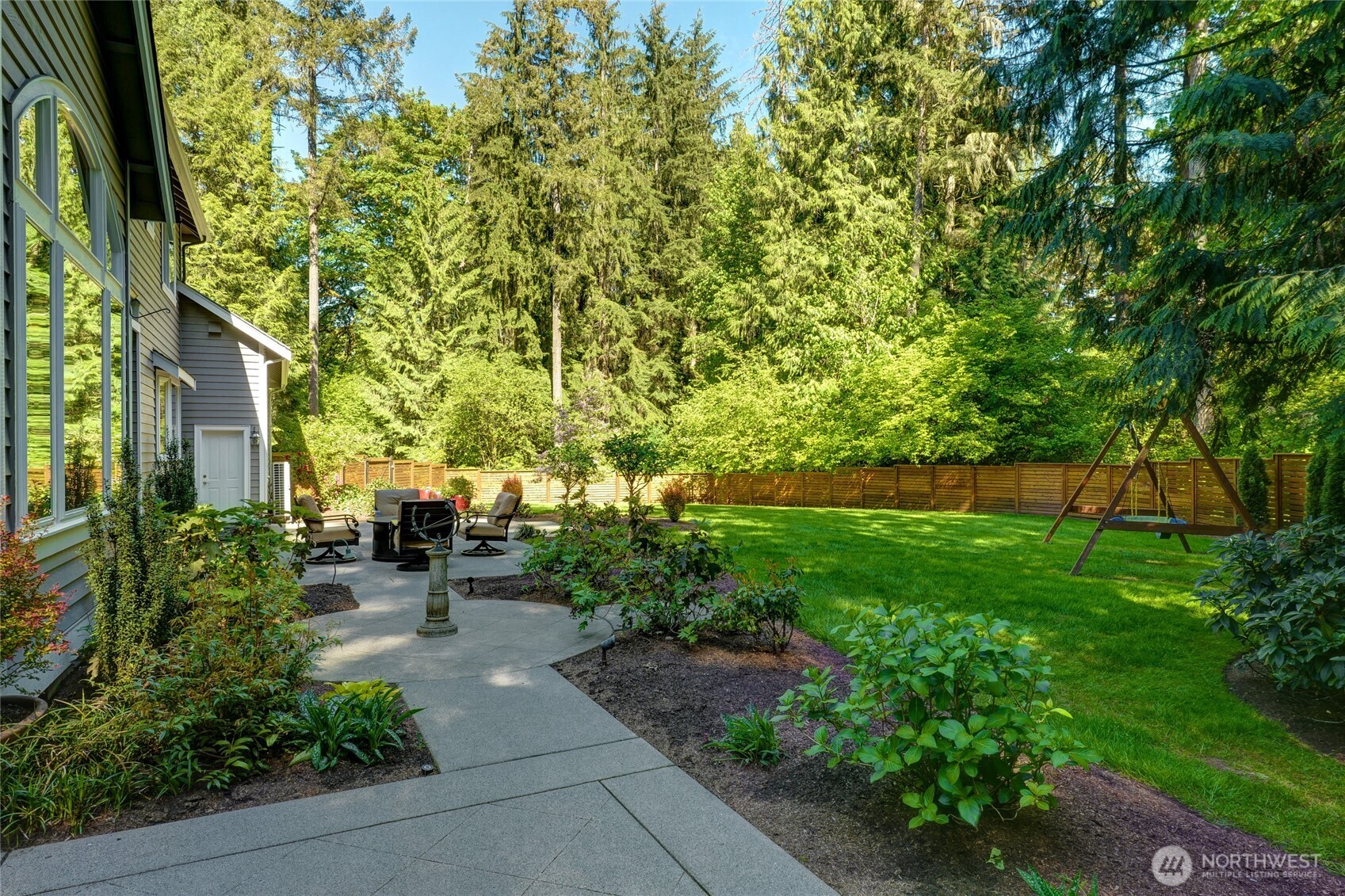 19930 170th Avenue NE, Woodinville, WA 98072