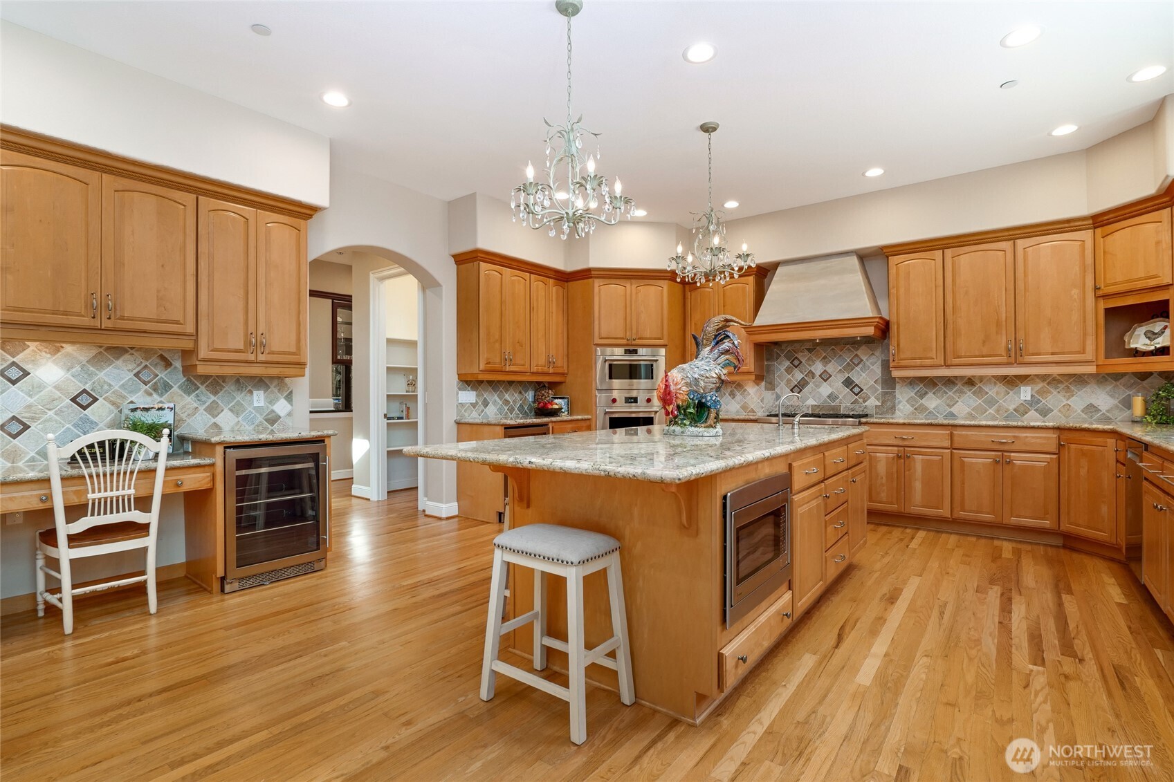 19930 170th Avenue NE, Woodinville, WA 98072