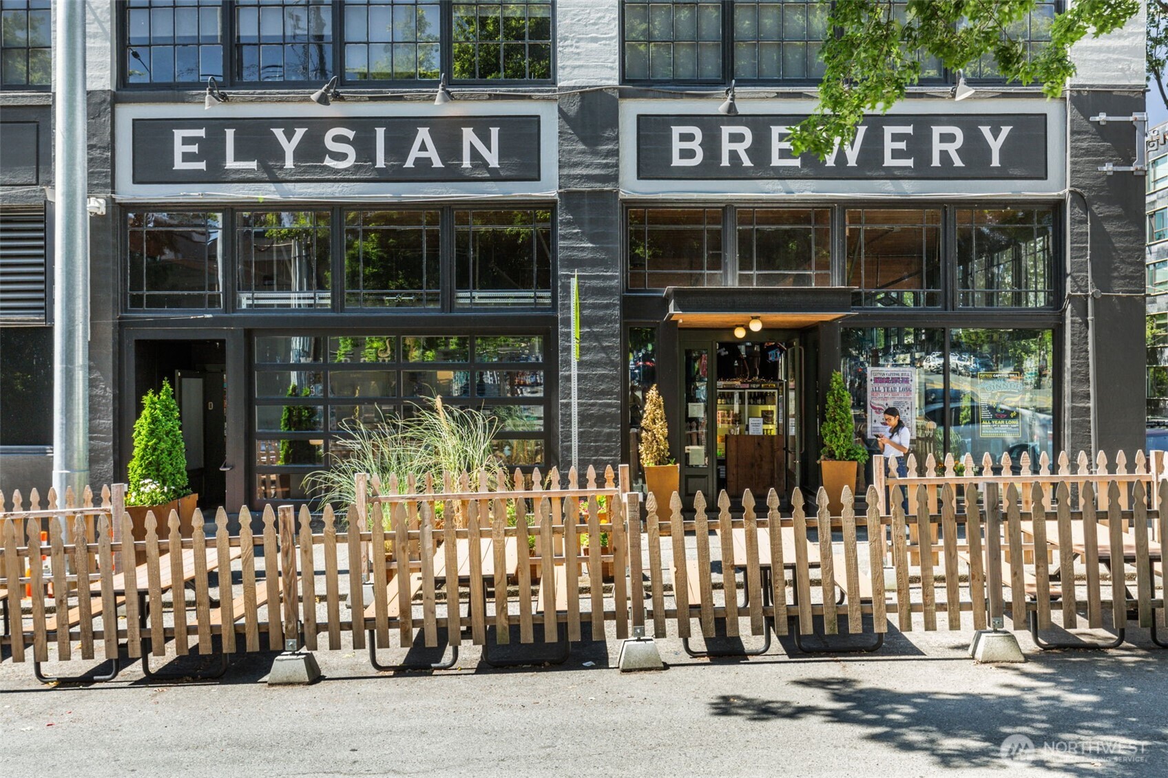 1321 Seneca Street #1303, Seattle, WA 98101