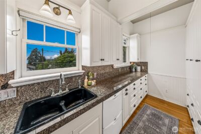 1225 9th Avenue W, Seattle, WA 98119 - Photo 13