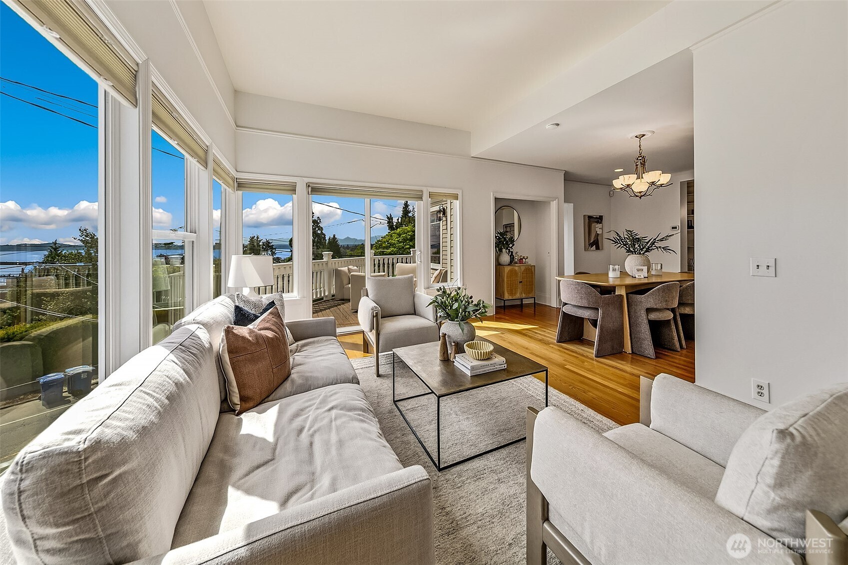 1225 9th Avenue W, Seattle, WA 98119