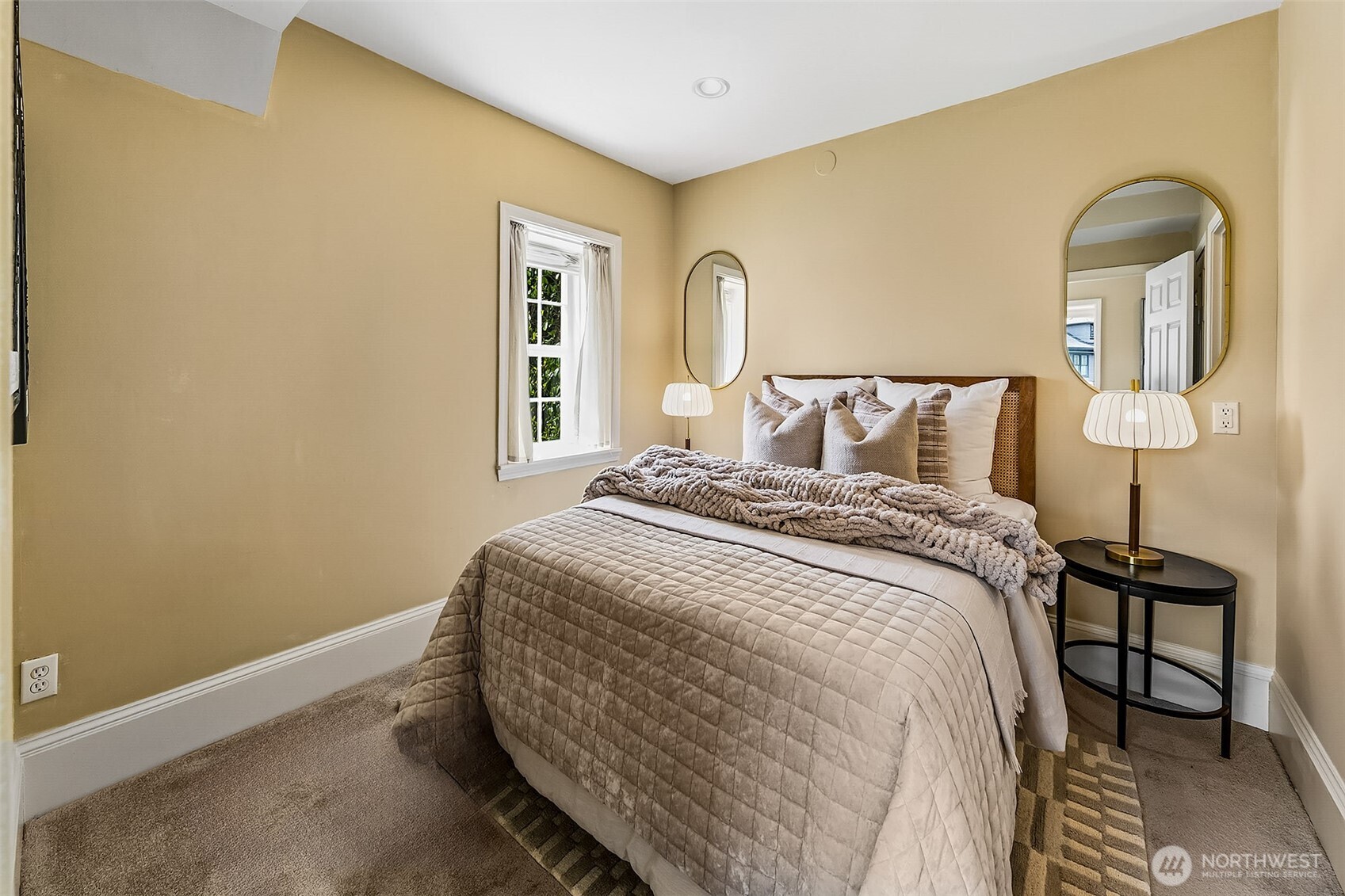 1225 9th Avenue W, Seattle, WA 98119