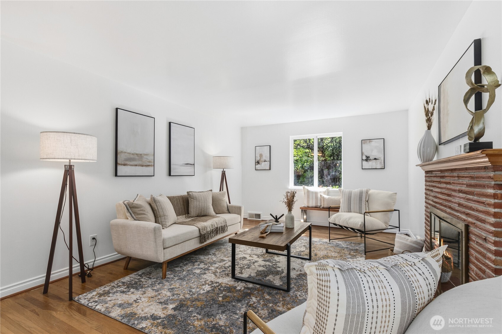 6542 43rd Avenue NE, Seattle, WA 98115-7538