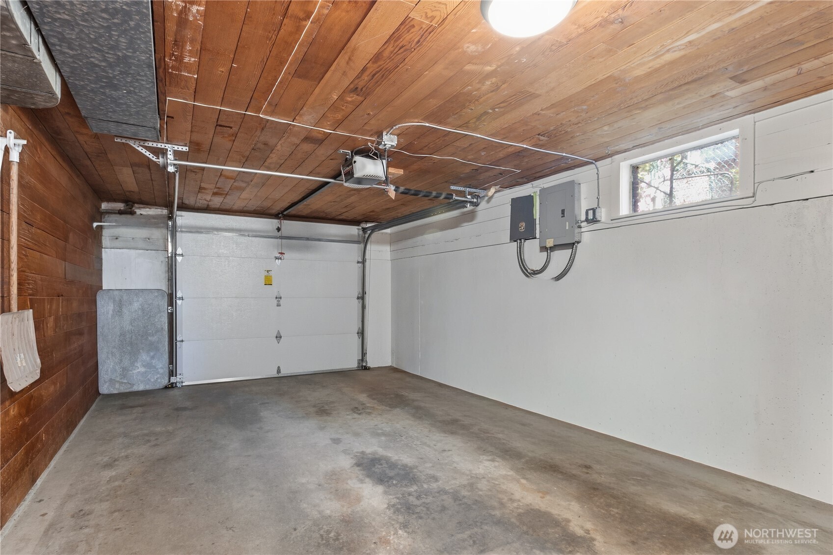 6542 43rd Avenue NE, Seattle, WA 98115-7538