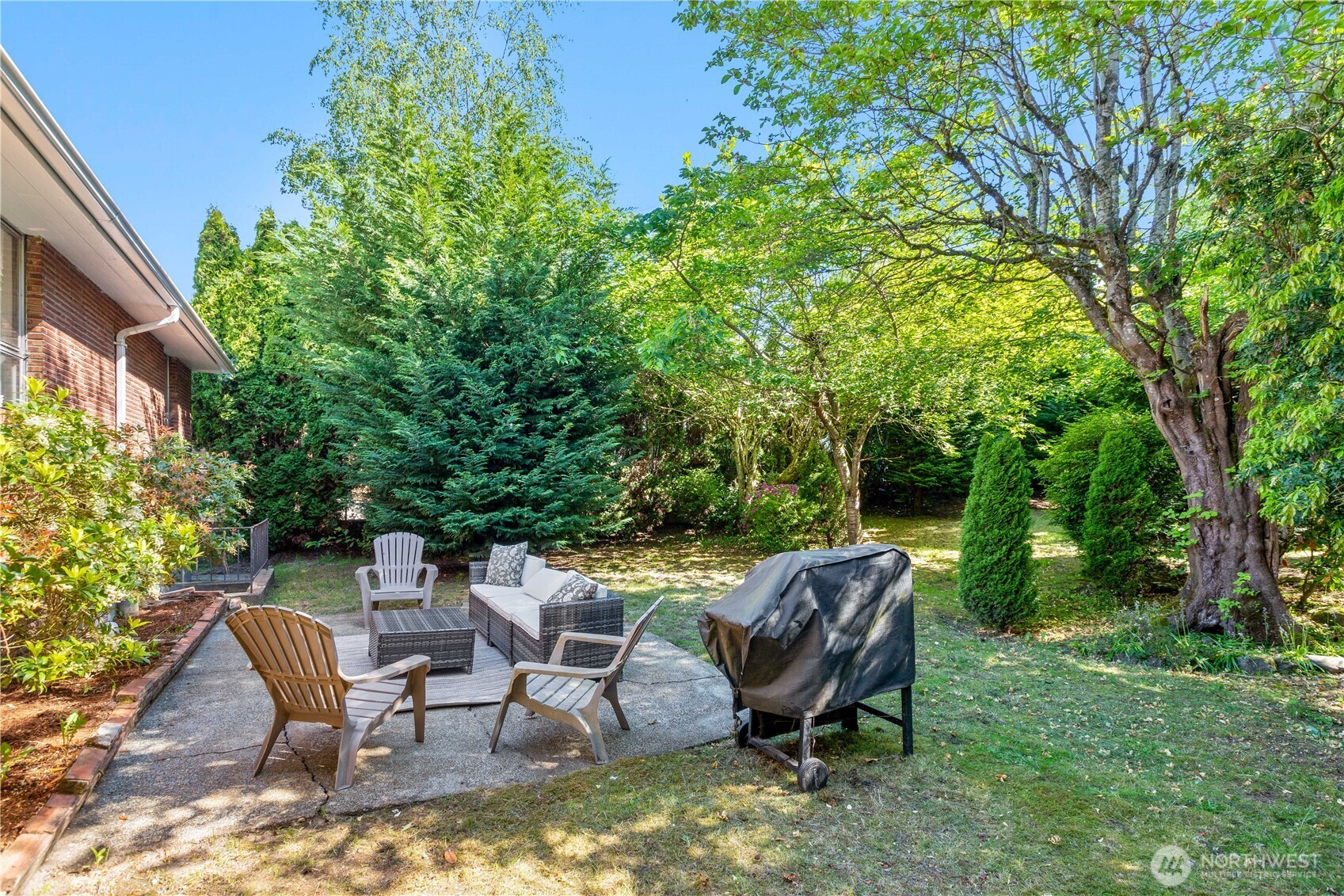 6542 43rd Avenue NE, Seattle, WA 98115-7538