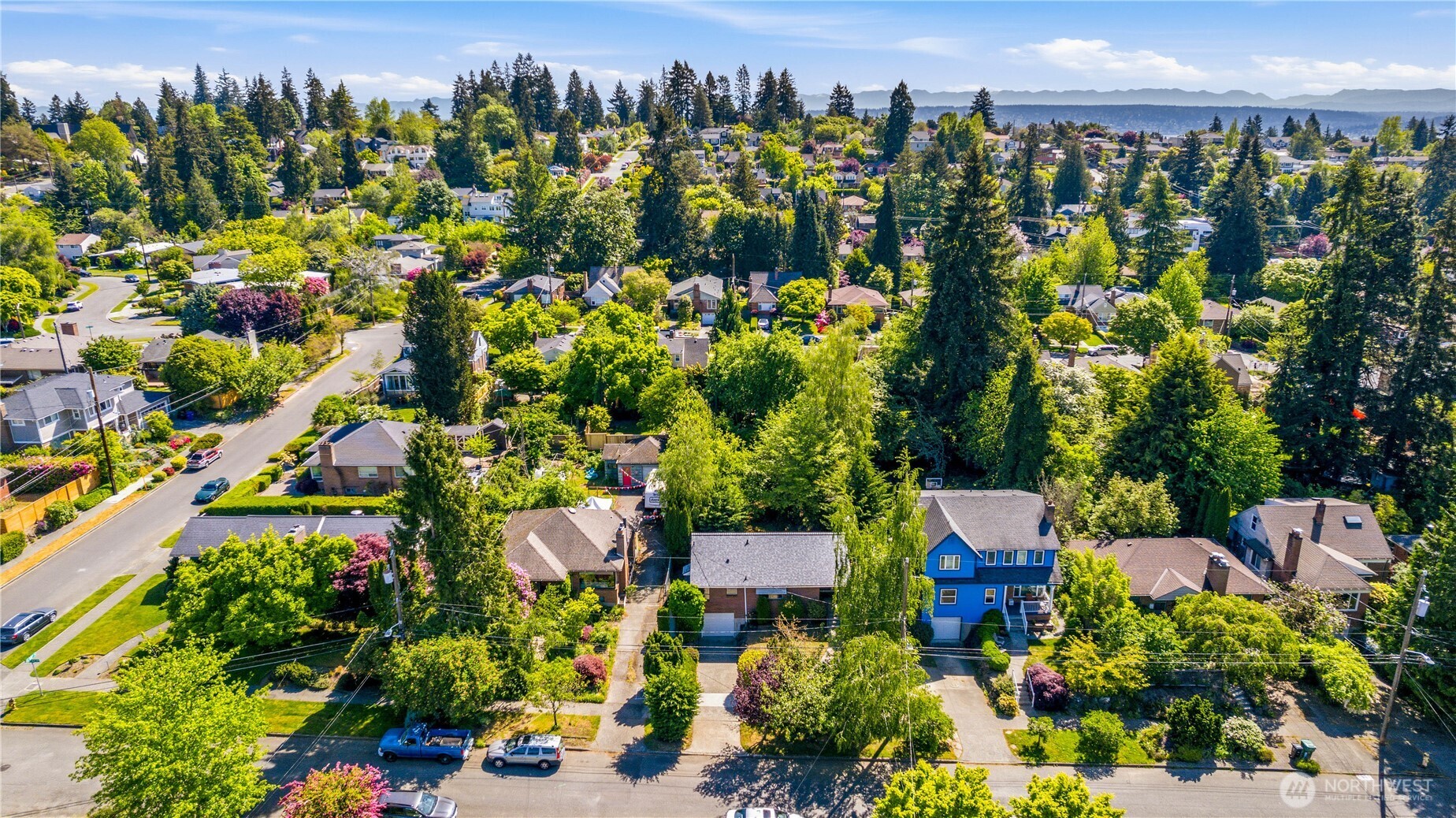 6542 43rd Avenue NE, Seattle, WA 98115-7538