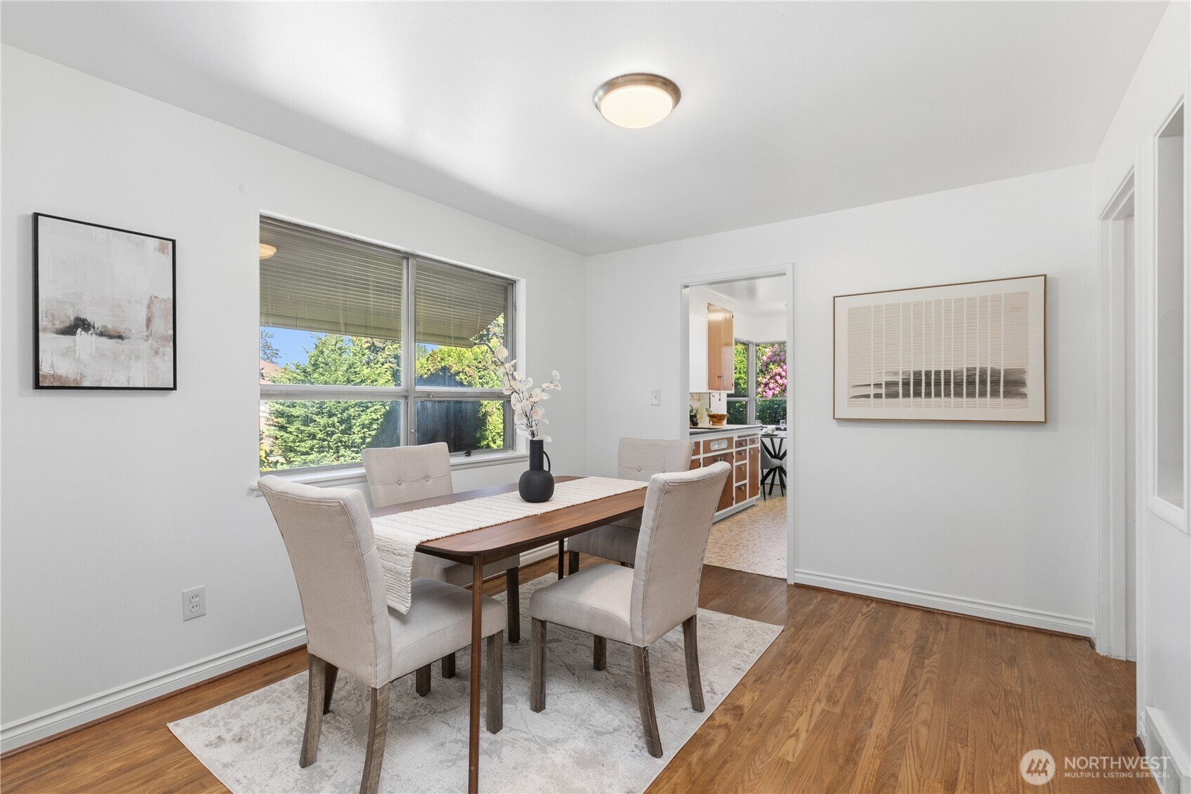 6542 43rd Avenue NE, Seattle, WA 98115-7538