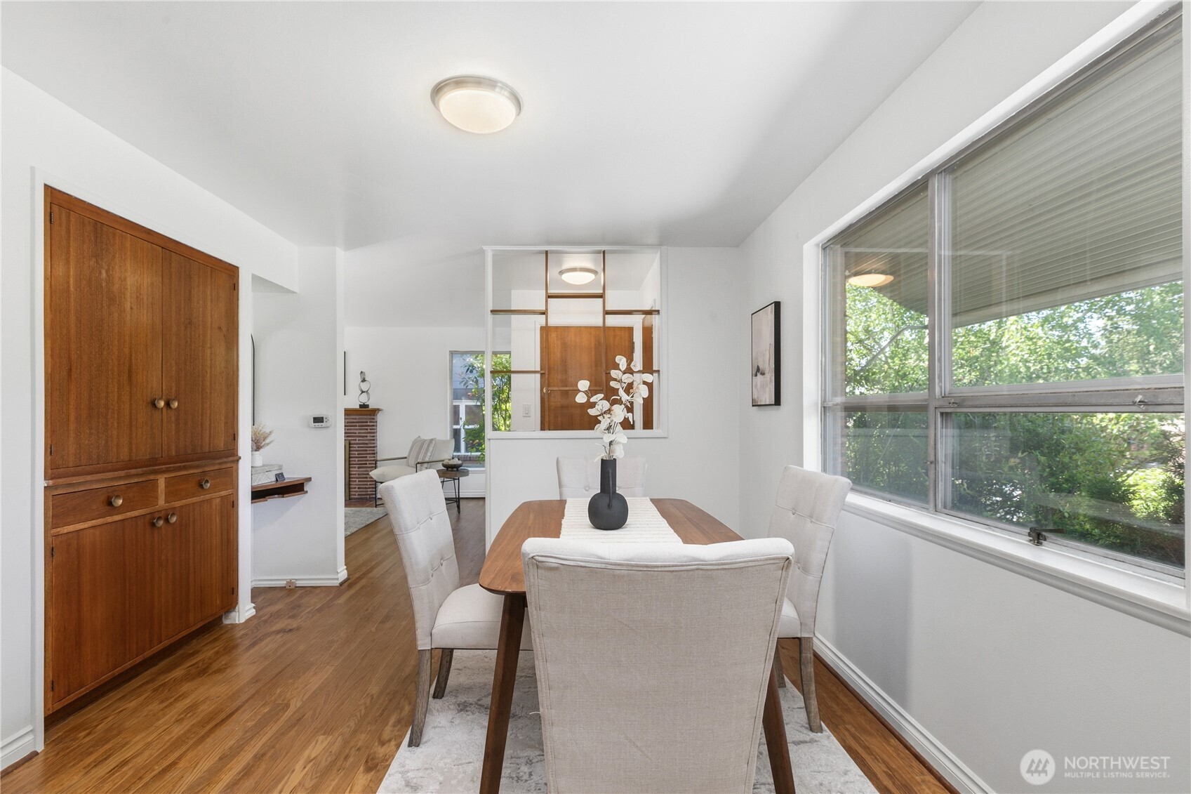 6542 43rd Avenue NE, Seattle, WA 98115-7538