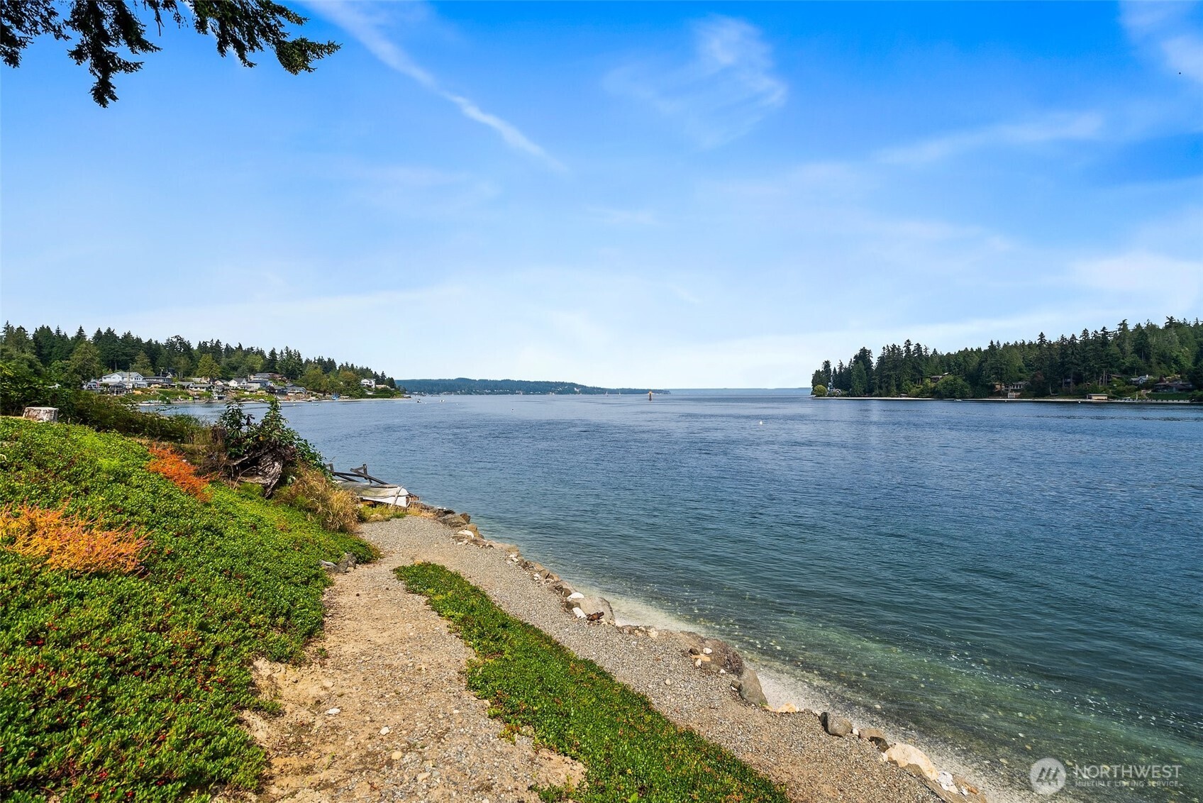 17274 Angeline Avenue South NE, Suquamish, WA 98392