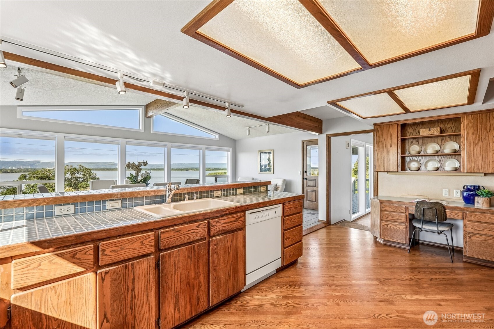 8914 NW Lakecrest Avenue , Vancouver, WA 98665