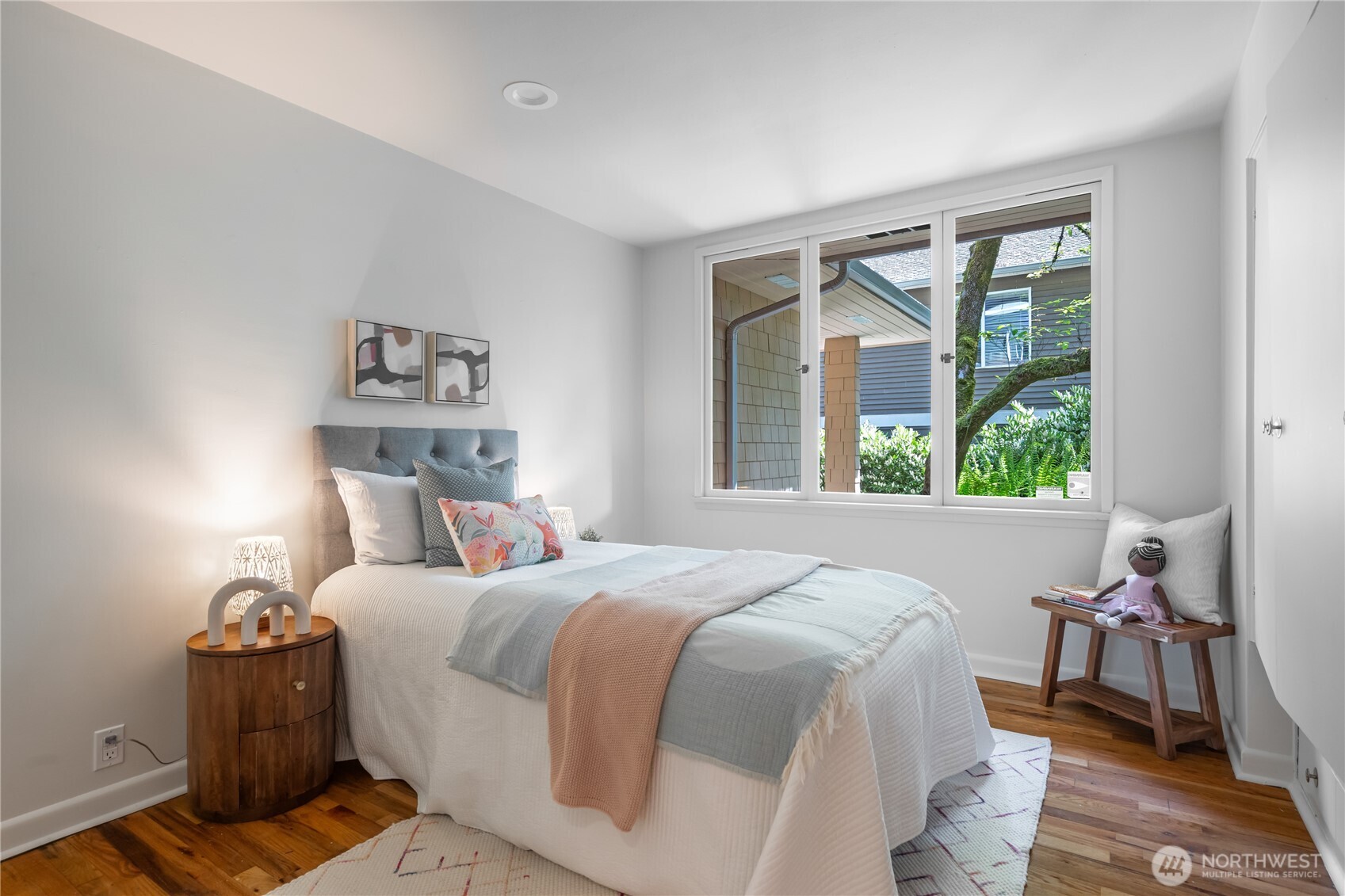 1207 NE 140th Street , Seattle, WA 98125